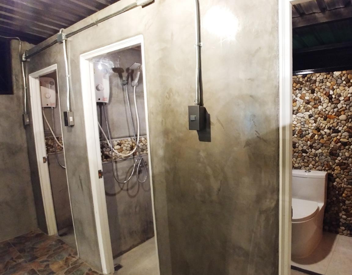 Green House Neo-Resotel Nakhon Si Thammarat Δωμάτιο φωτογραφία
